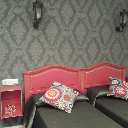 Hostal Don Alfonso Madrid Dış mekan fotoğraf