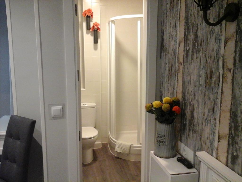 Hostal Don Alfonso Madrid Dış mekan fotoğraf
