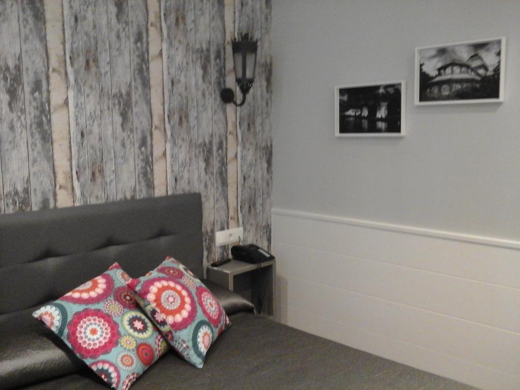Hostal Don Alfonso Madrid Dış mekan fotoğraf