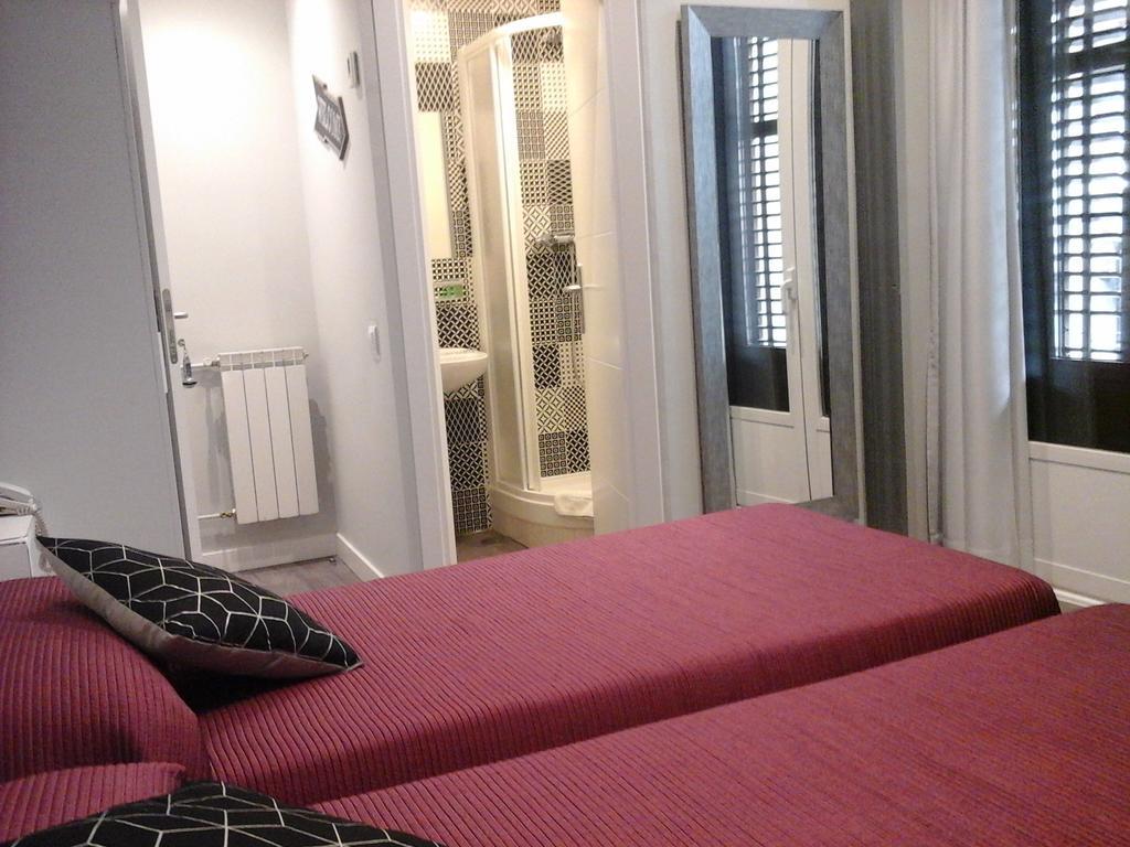 Hostal Don Alfonso Madrid Dış mekan fotoğraf