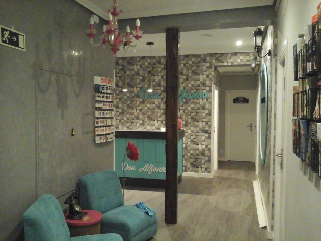 Hostal Don Alfonso Madrid Dış mekan fotoğraf