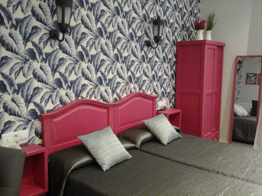 Hostal Don Alfonso Madrid Dış mekan fotoğraf